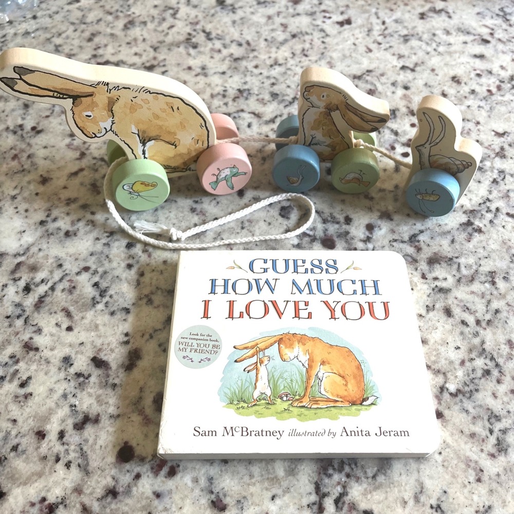 Guess How Much I Love You Wooden Pull Toy & Book Kids Tan Rabbit Train